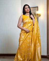 Sun Yellow Golden Zari Shine Soft Kanjivaram Silk Wedding Saree with Blouse