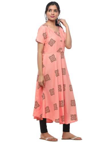 Umbrella Stylish  Peach Rayon printed Kurti 