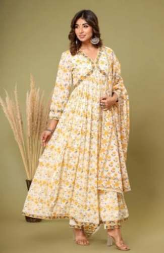 Ladies readymade Fancy Alia cut 3pc suit set  by Shri Chand Pardeep Kumar Private Limited