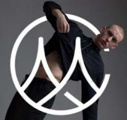 Mentone Clothing logo icon