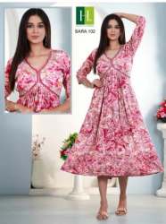 Ladies Casual Wear Rayon ALIA Cut Kurti 