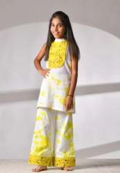 Kids Girls Sleeveless printed Palazzo kurti