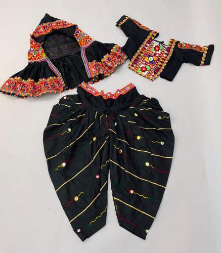 Gujarati Kedia Garba Dress for Girls Dhoti with Blouse