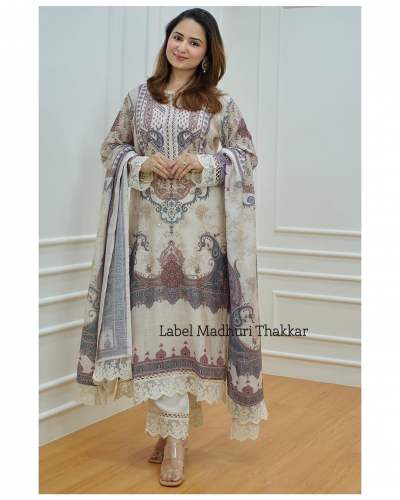 Pakistani Suit For Women