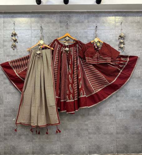 Pure cambric cotton 32 kali chaniya choli 