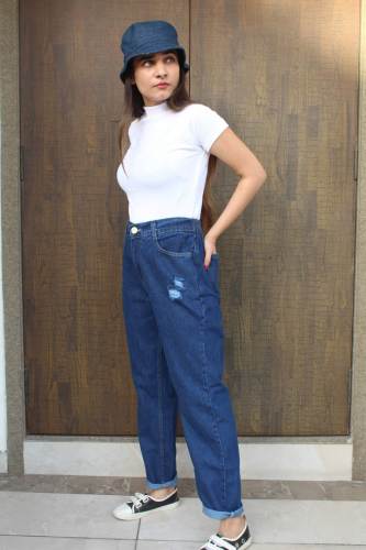 Fancy Denim Mom Fit Jeans For Women