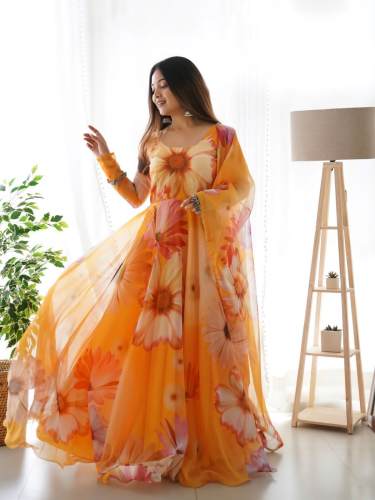 New Arrival Organza Party Wear Silk Digital Printed Suit