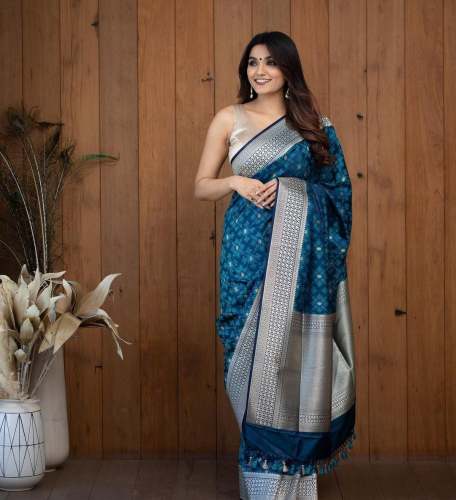 New Collection Soft Lichi Silk Banarasi Saree