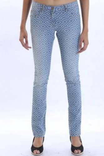 Ladies Stretchable Jeans by King I brand By Pantosscope One Private Limited 