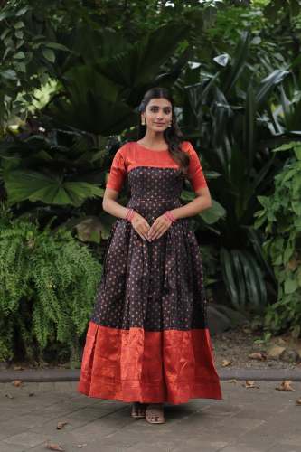 Banarasi Jacquard silk South Indian Gown 