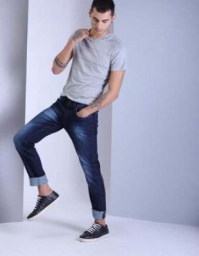 Law Rate Stylish Dark Blue Jeans For Men