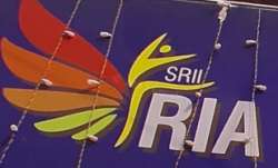 Ria Fashions logo icon