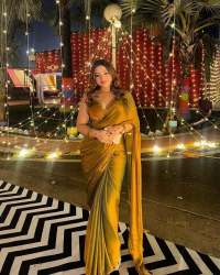 Silk Blend Saree With Designer Border Lace 