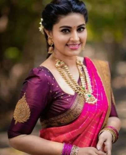 Ladies Fashionable Soft silk sarees by Paakhi Fashion