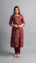 Maroon Cotton Printed Kurta pants with Dupatta (Set of 3) thumb 3