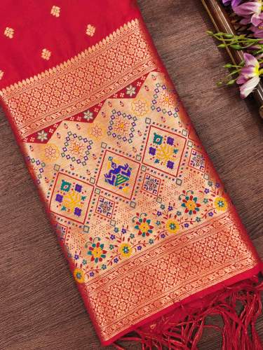 RED BANARASI SILK DUPATTA.,.,