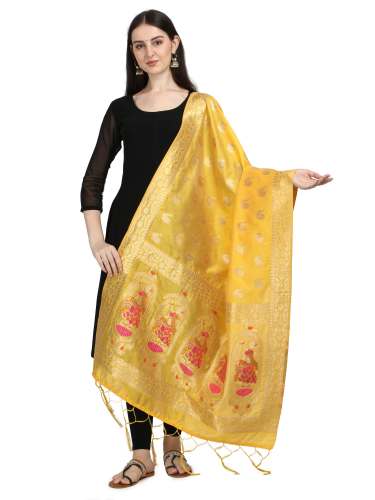 YELLOW BANARASI SILK WITH PEACOCK PATTERN DUPATTA