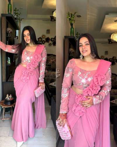 New Designer Morden Look Party Wear Lahenga Saree With Embroidery Work With Fancy Flower