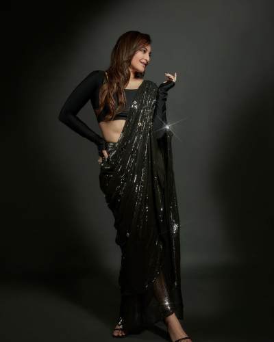 New Launching And Trending Bollywood Saree With Sequence
