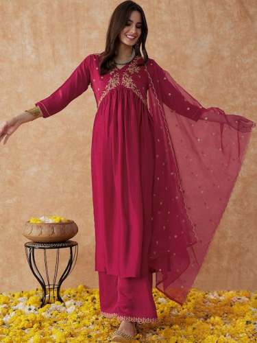 Women Embroidered Vichitra Silk Kurti Bottam Dupatta