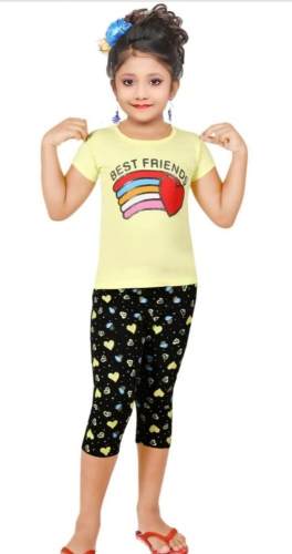 Rm sahi girls casual Capri pant with top  by RM Sahi Enterprise