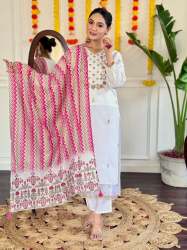 Viscose Chanderi  Embroidered Work Kurti Pant With Dupatta