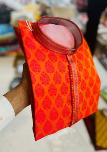 Pan Print Red Colour Kurat