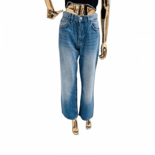 Straight leg jean by Lelaa co