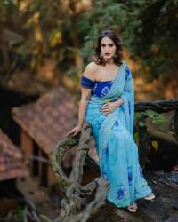 New Arrivals Floral Digital Print Handwork Saree