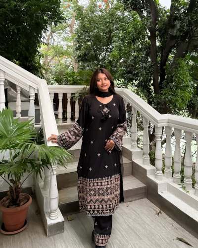 Black Beauty With Kurti plazzo Set