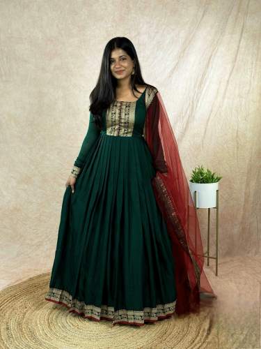 Super Trendy traditional Outfit 