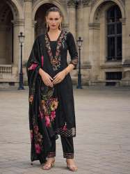 Black Women Silk Blend Kurta Pant Dupatta Set manufaturer