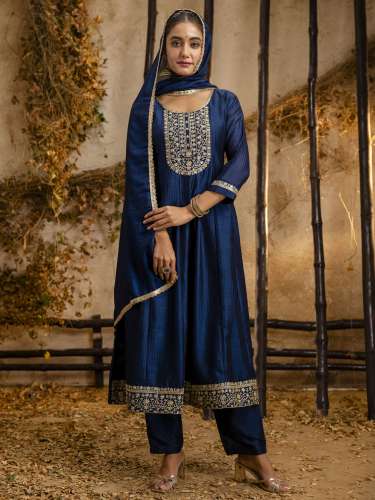 Blue Women's Embroidered Silk Blend Anarkali Kurta Pant With Dupatta Set