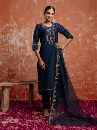 Disha Viscose Rayon Embroidered Kurta Pant Set with Organza Dupatta 