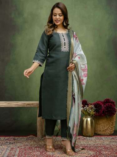 Green Women Kurta and Pant Sets Manufacturer