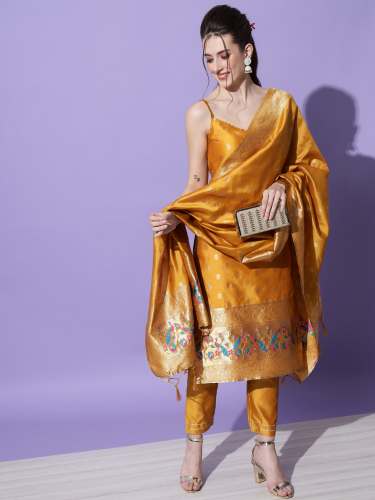 Musted Aangan Ethnic Kurta with Trousers & Dupatta Set