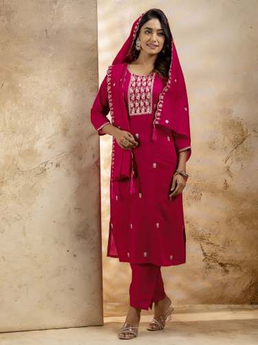PPTOSS RETAIL PRIVATE LIMITED Women's Embroidered Silk Blend Kurta Pant Sets With Dupatta
