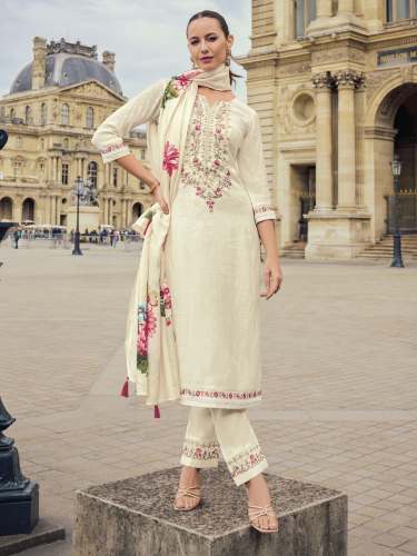  White Women Silk Blend Kurta Pant Dupatta Set