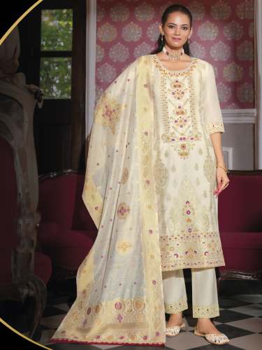 white Women Silk Blend Kurta Pant Dupatta Set manufaturer