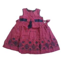 sleeveless maroon frock