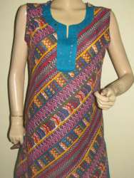 diagonal printed kurti