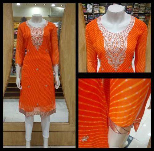 Lahariya Kurti