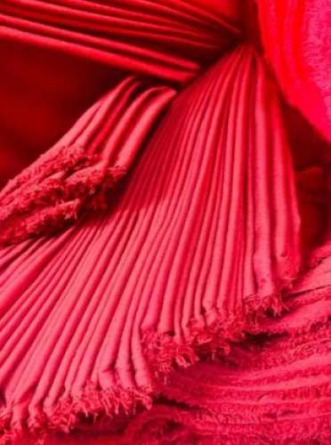 Red Polyester Plain Crepe Fabric