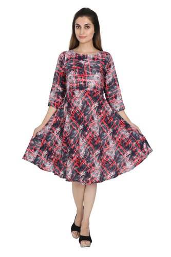 Neels Printed Black Flared Frock Rayon Dress