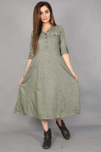 neels Printed Green Flared Rayon Dress
