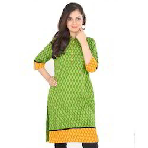 Ladies Elegant Kameez by Kamlavtar Fashion