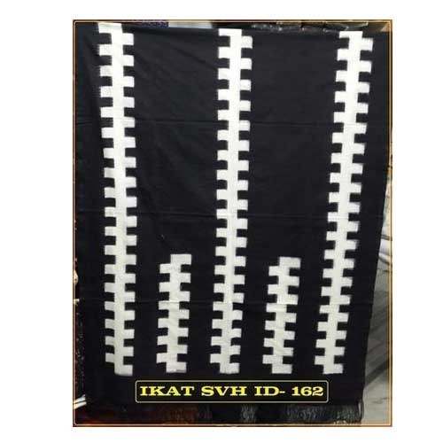 black dupatta 