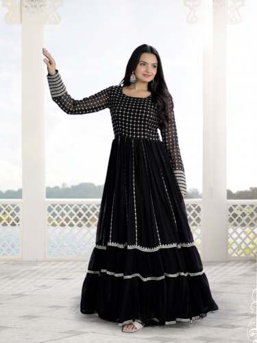 Black Jazira Gown