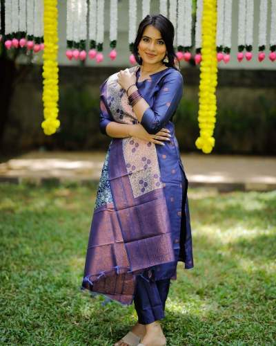 Kusum Kurta Set