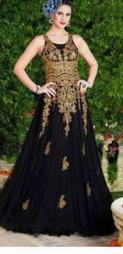 stylish ladies gown by Fashion Street